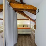 Jolie Duplex Avec Patio * 니스