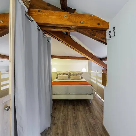 Jolie Duplex Avec Patio * ニース