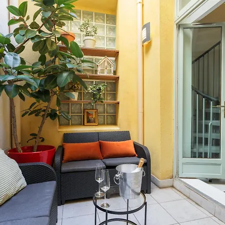 Jolie Duplex Avec Patio Niza