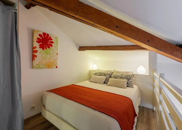 شقة Jolie Duplex Avec Patio نيس