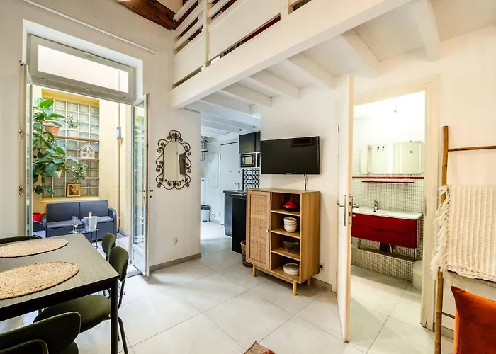 Apartman Jolie Duplex Avec Patio Nizza